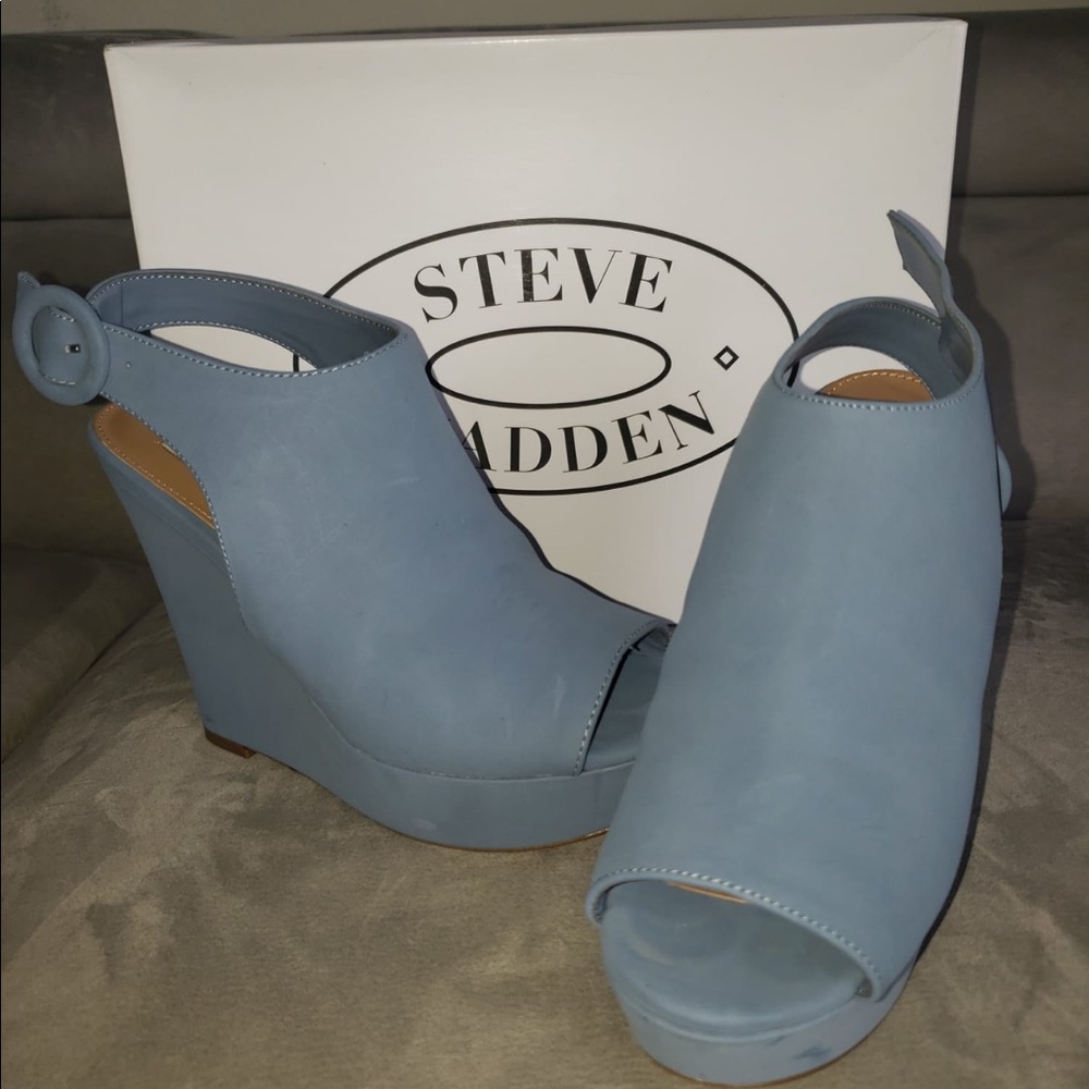 Shoes - Picture 2 of 16